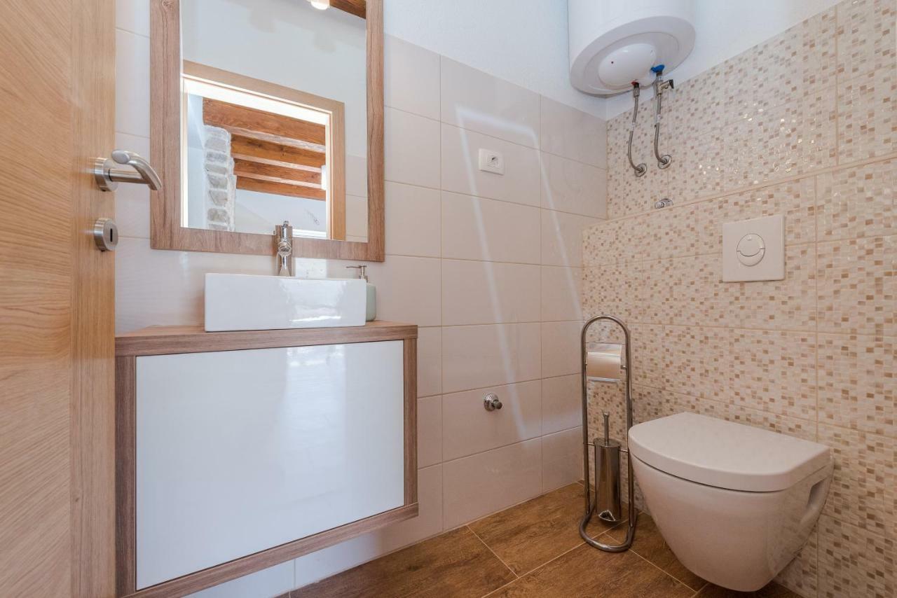 Villa Delozija Sukosan Bagian luar foto